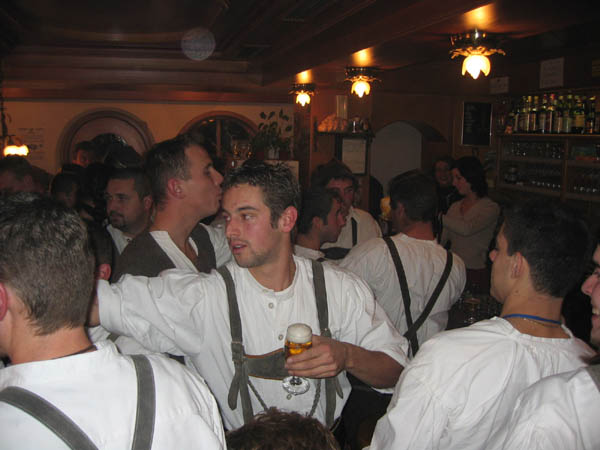 lederhosnball0009