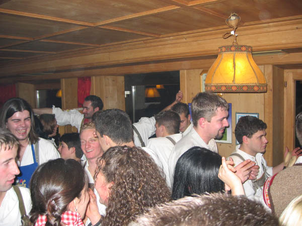lederhosnball0011