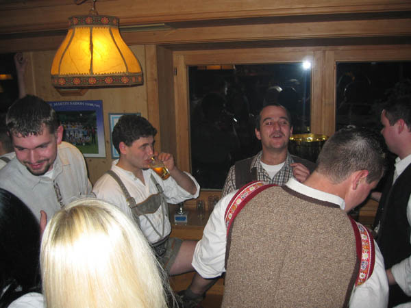 lederhosnball0012