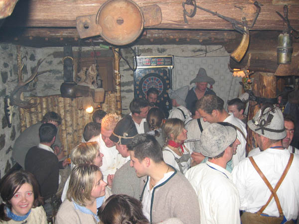lederhosnball0063