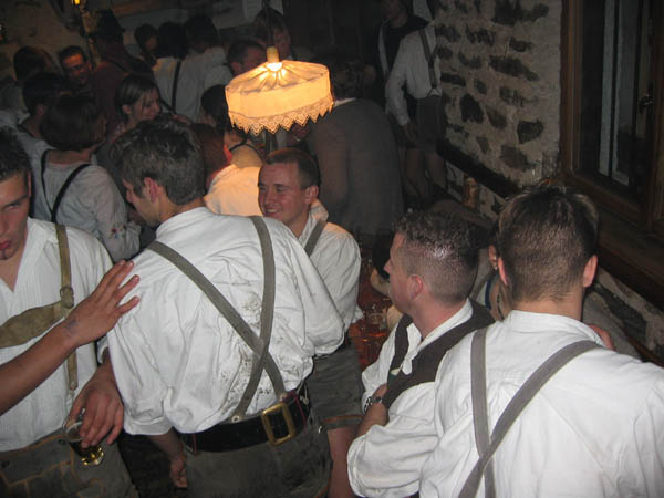 lederhosnball0064