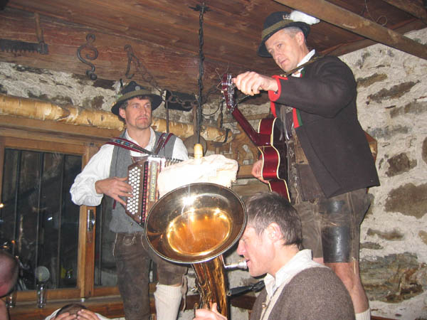 lederhosnball0065