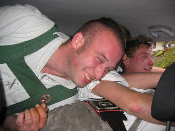 lederhosnball0080