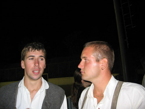 2004.08.08-00.02.49