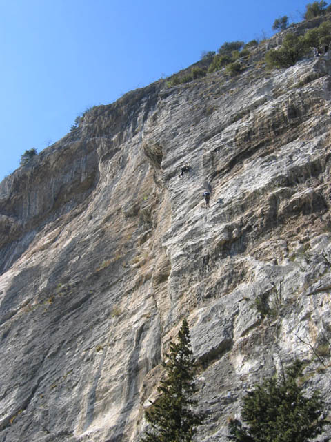 2005.03.28-11.58.48